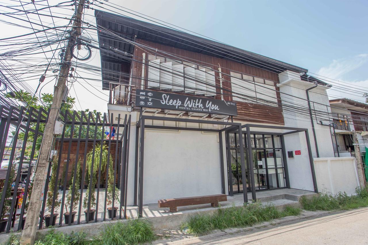 Sleep With You - Hatch Co-Living And Co-Working Space Chiang Mai Extérieur photo