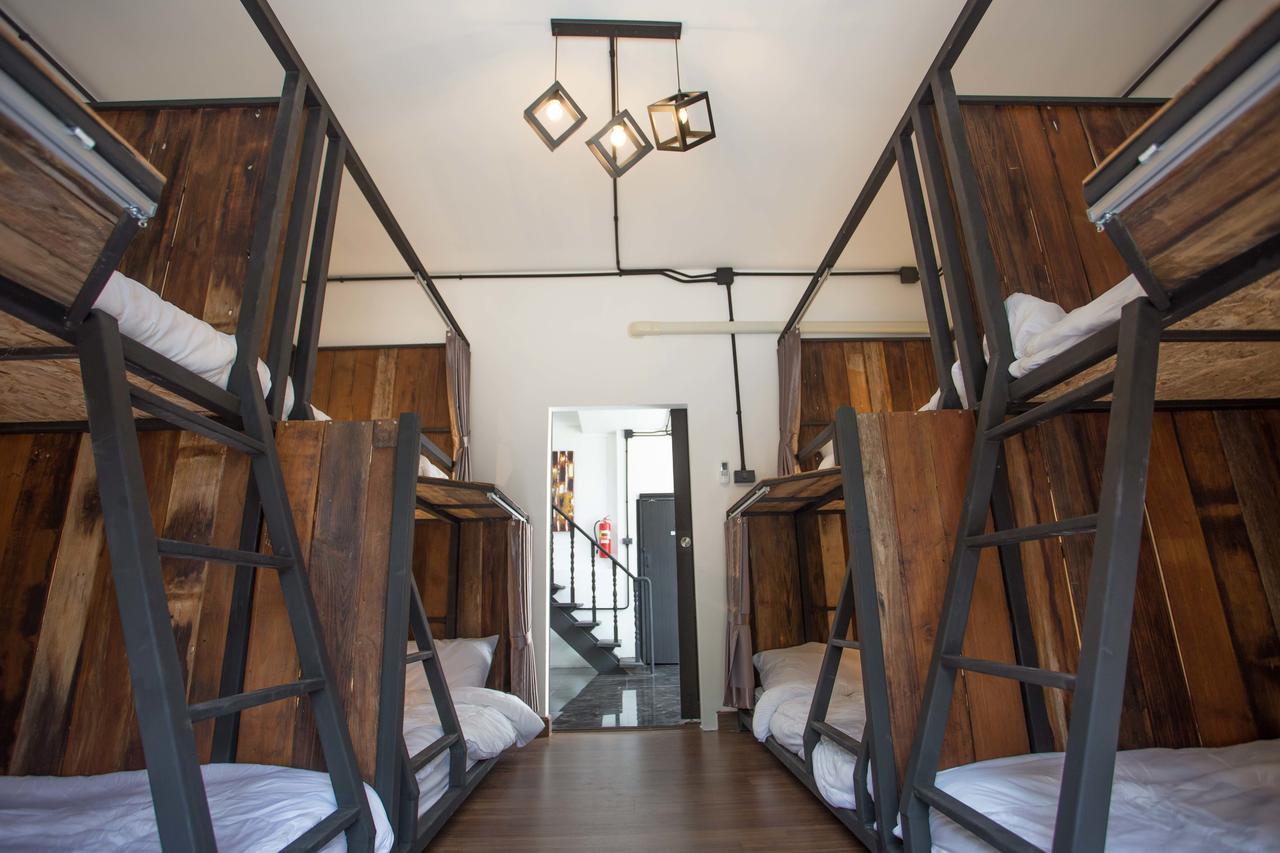 Sleep With You - Hatch Co-Living And Co-Working Space Chiang Mai Extérieur photo