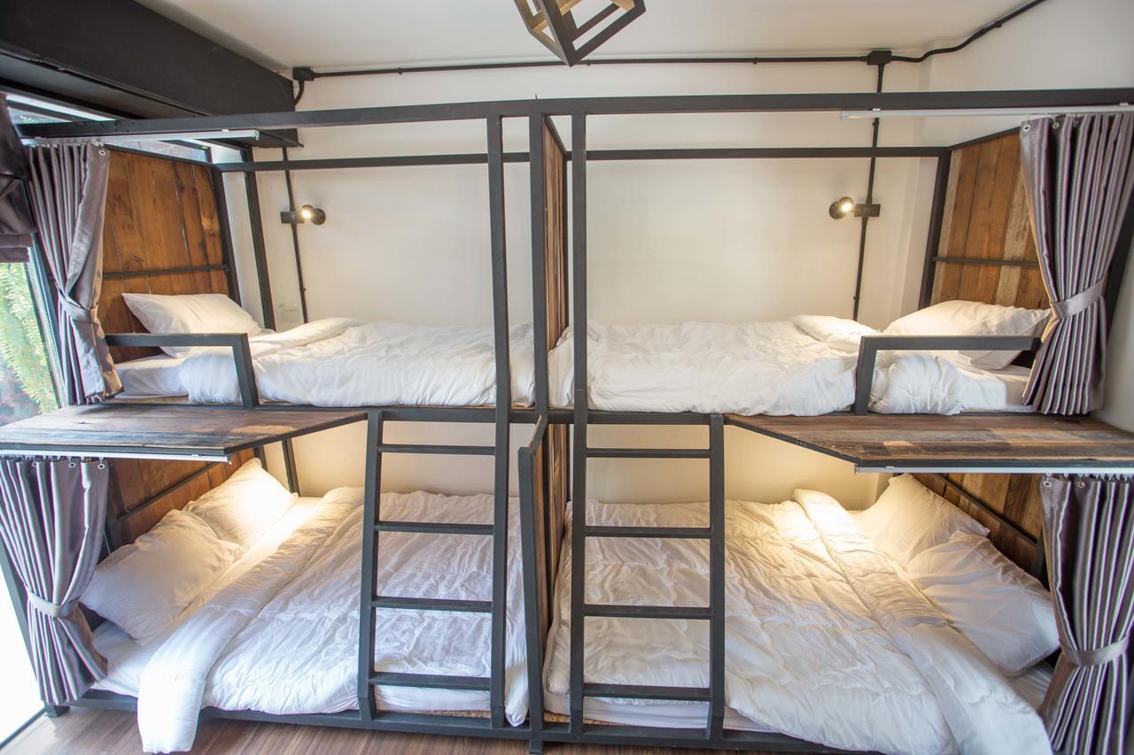 Sleep With You - Hatch Co-Living And Co-Working Space Chiang Mai Extérieur photo