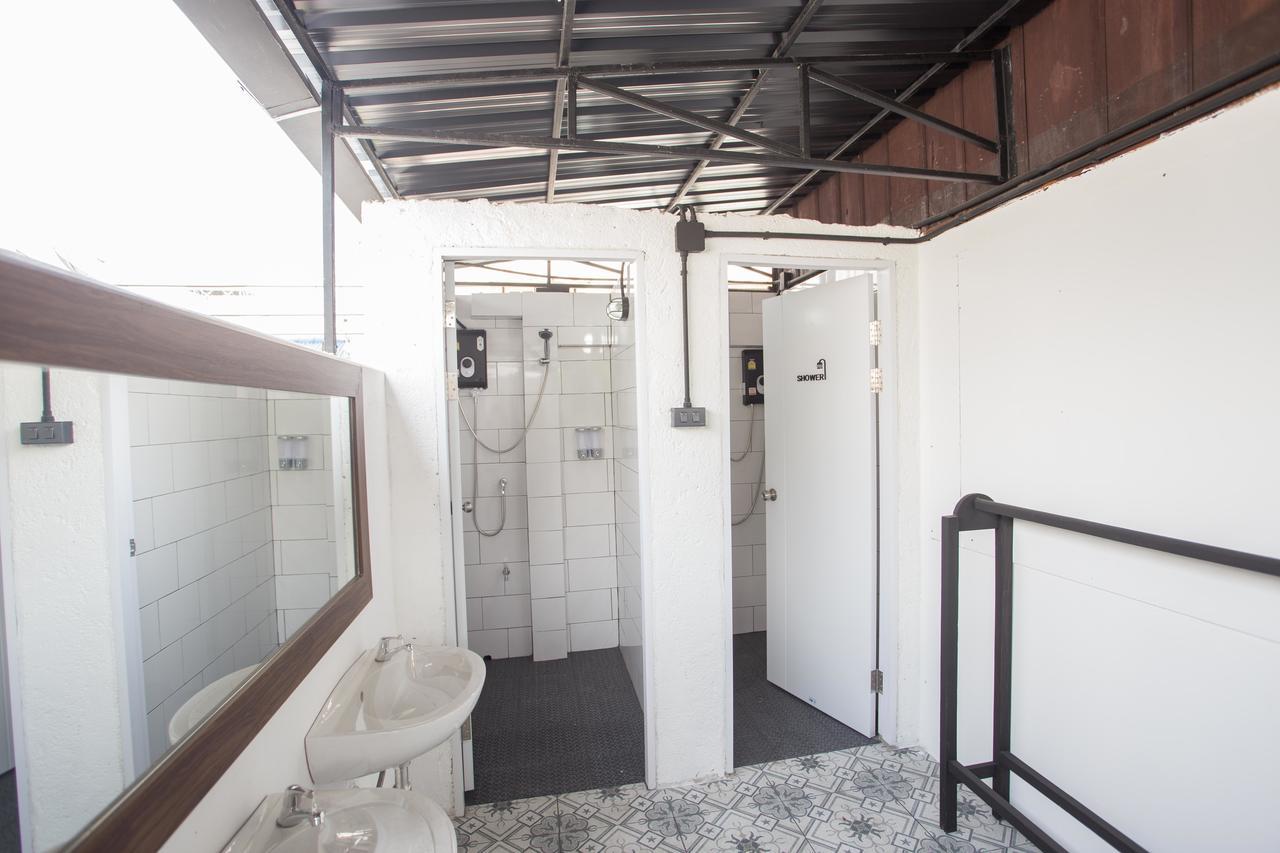 Sleep With You - Hatch Co-Living And Co-Working Space Chiang Mai Extérieur photo