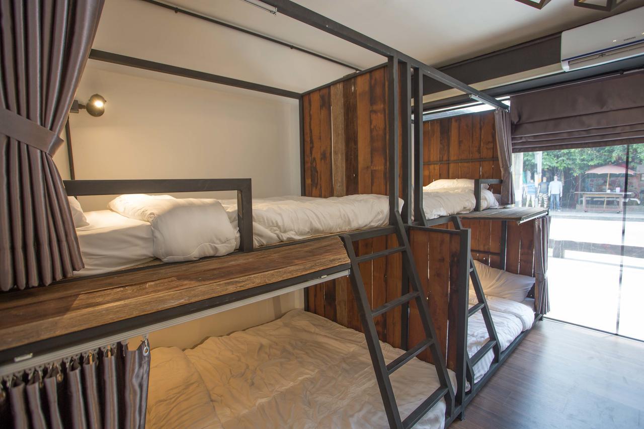Sleep With You - Hatch Co-Living And Co-Working Space Chiang Mai Extérieur photo