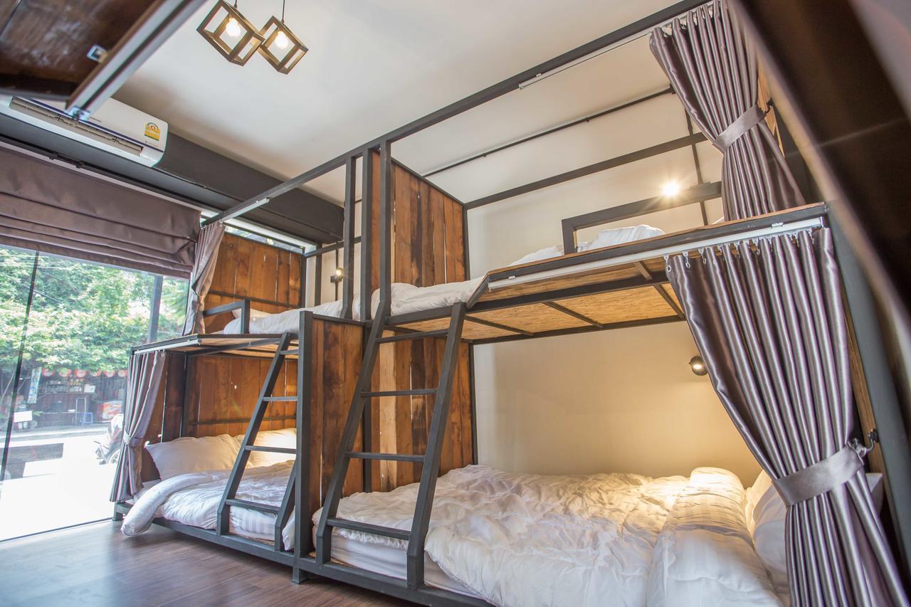 Sleep With You - Hatch Co-Living And Co-Working Space Chiang Mai Extérieur photo