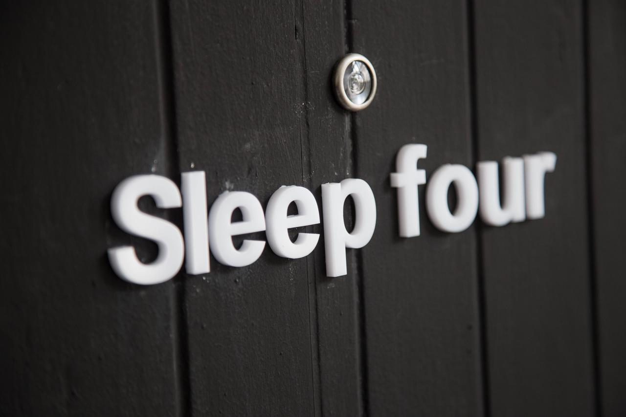 Sleep With You - Hatch Co-Living And Co-Working Space Chiang Mai Extérieur photo